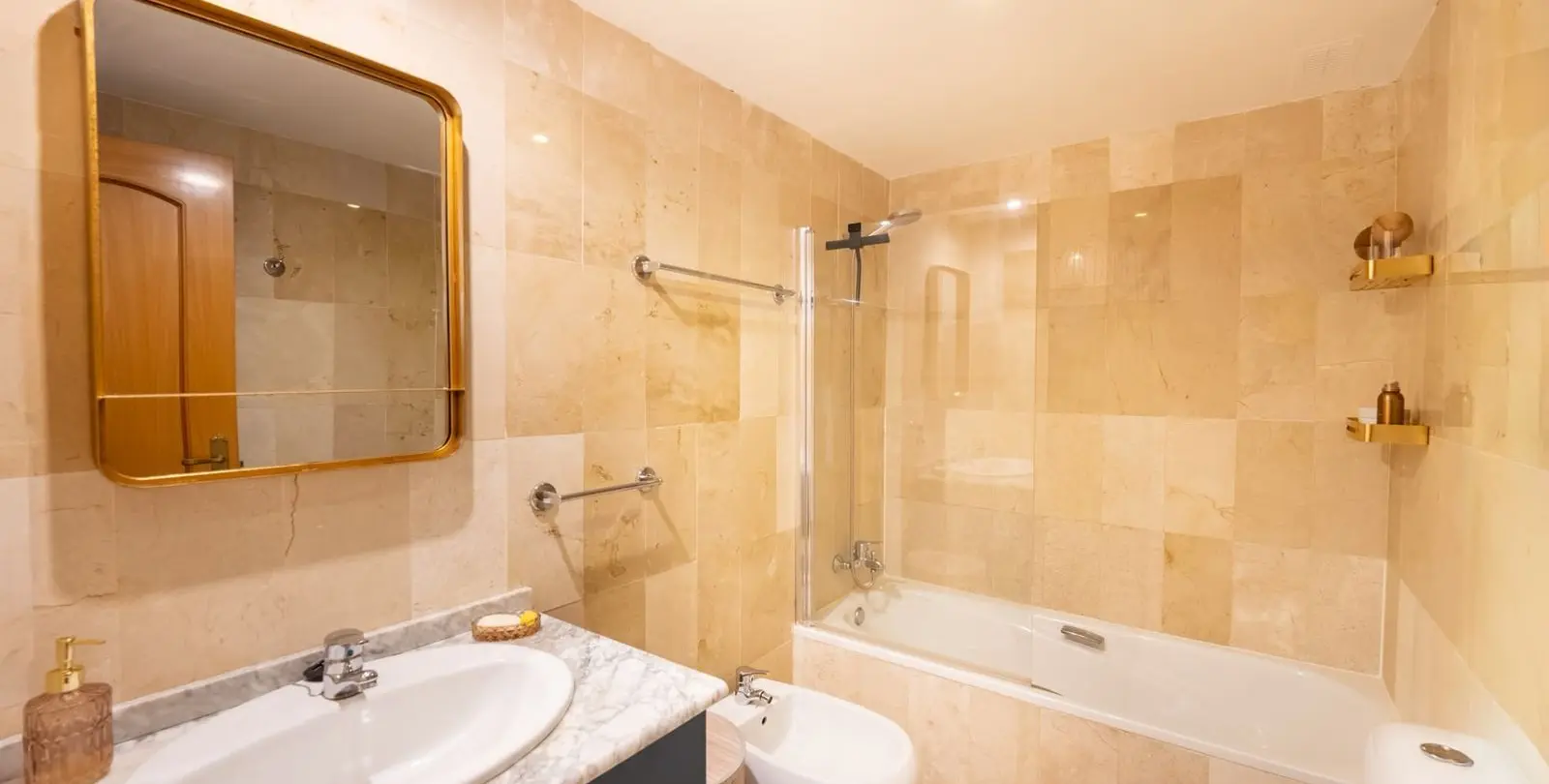 Продажа апартаментов на среднем этаже в San Pedro de Alcántara 11