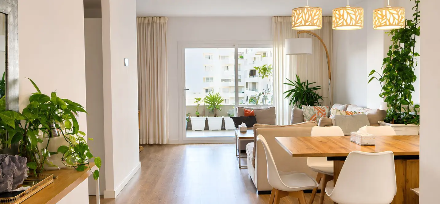 Venta de apartamento en planta media en La Campana 2