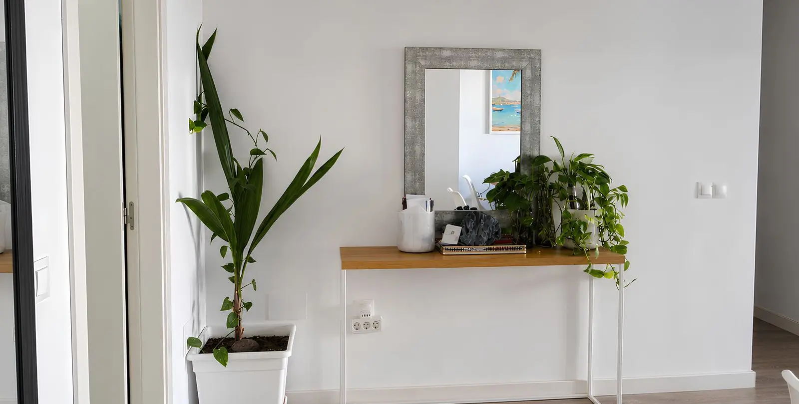 Venta de apartamento en planta media en La Campana 5