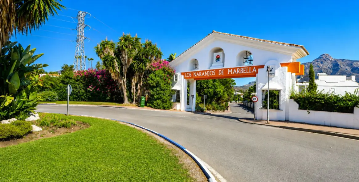Продажа апартаментов на среднем этаже в Nueva Andalucía 3