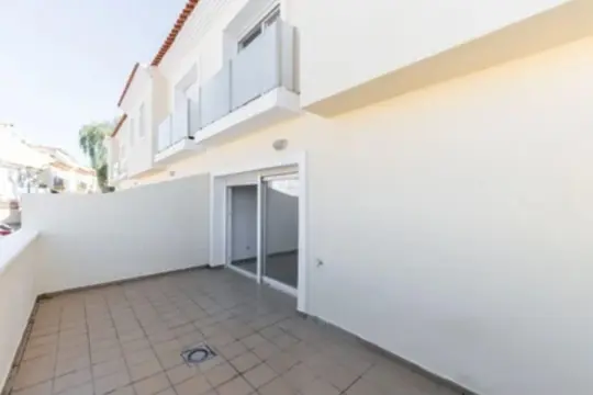 Image 4 thumb