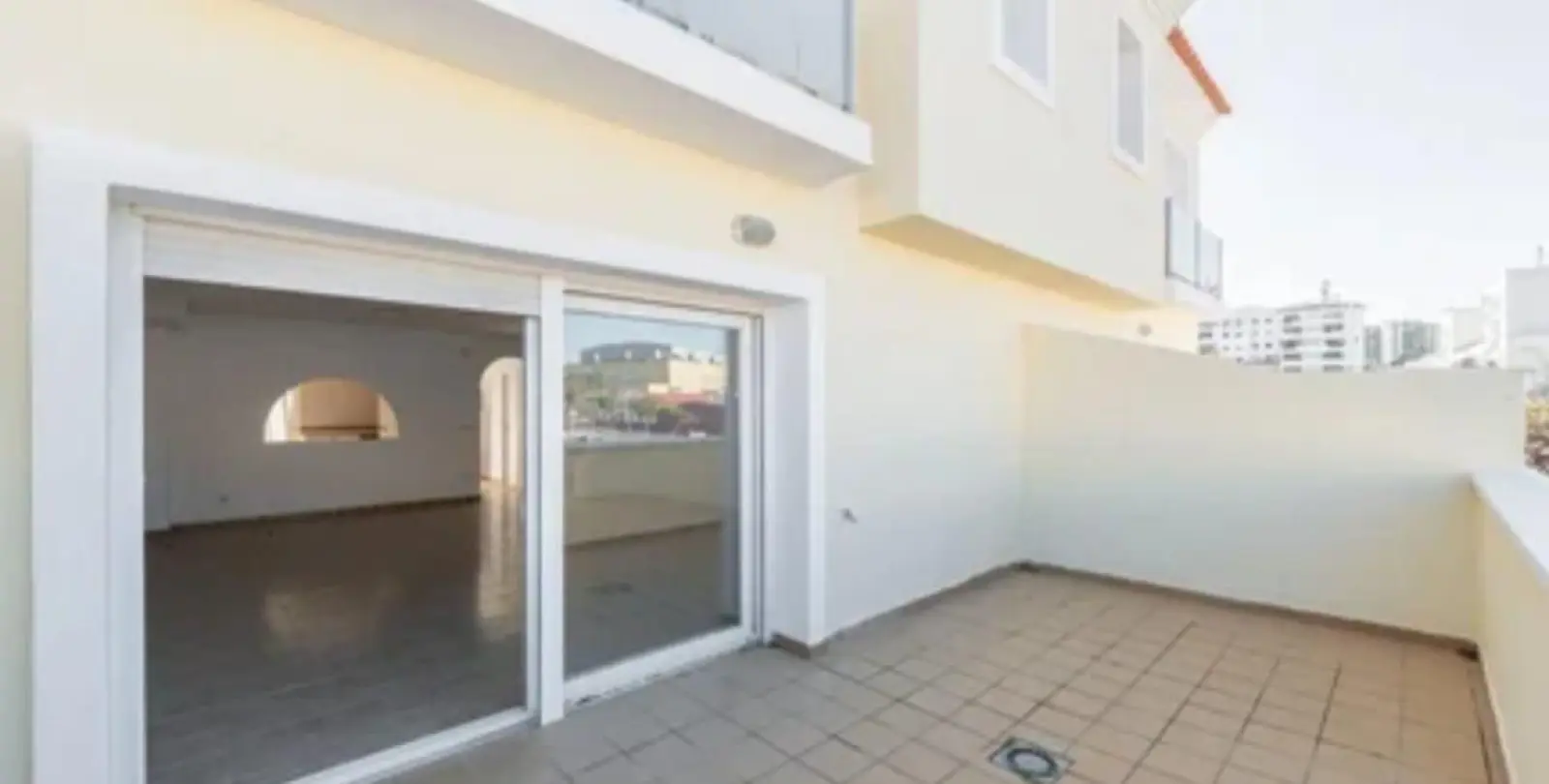 Продажа таунхауса в Recinto Ferial 5