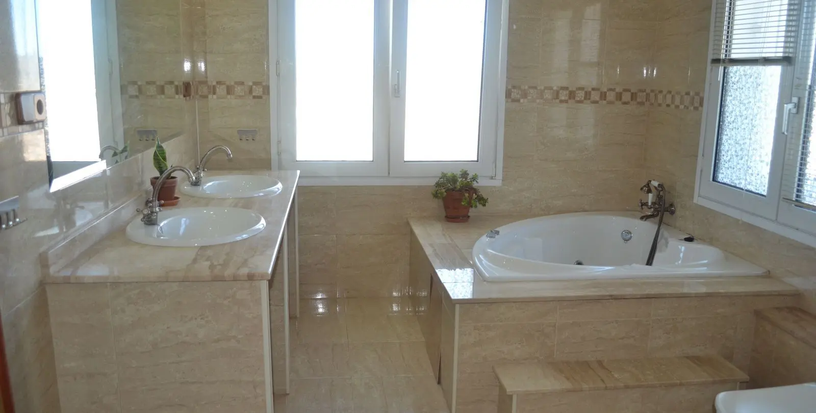 Sale of bed & breakfast in Alhaurín de la Torre 42