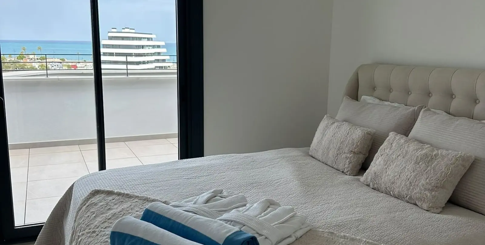 Sale of penthouse in Torremolinos 3