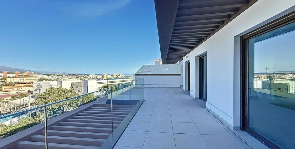 Продажа пентхауса в Estepona 7