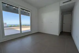 Image 7 thumb