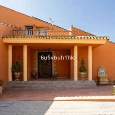 Venta de finca - cortijo en Almogia