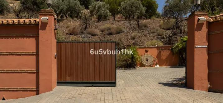 Venta de finca - cortijo en Almogia 4