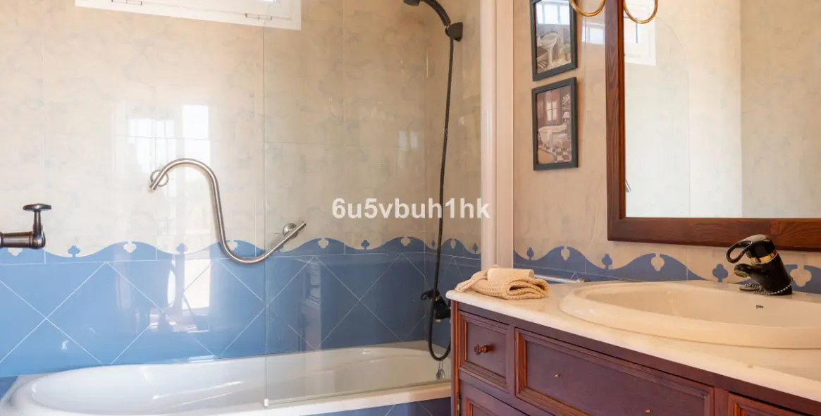 Venta de finca - cortijo en Almogia 44