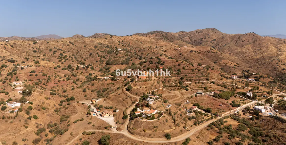 Venta de finca - cortijo en Almogia 66