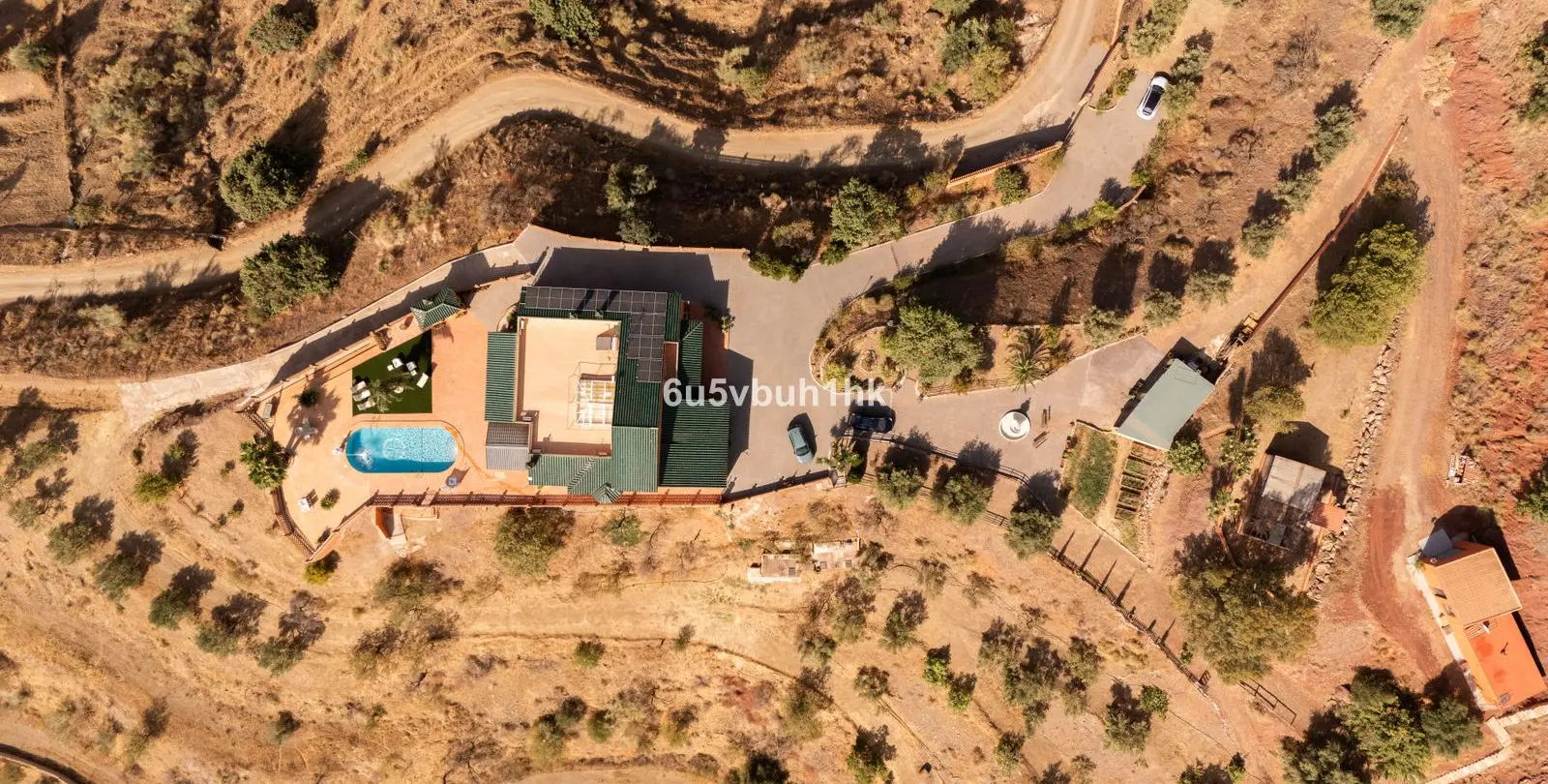 Venta de finca - cortijo en Almogía 41