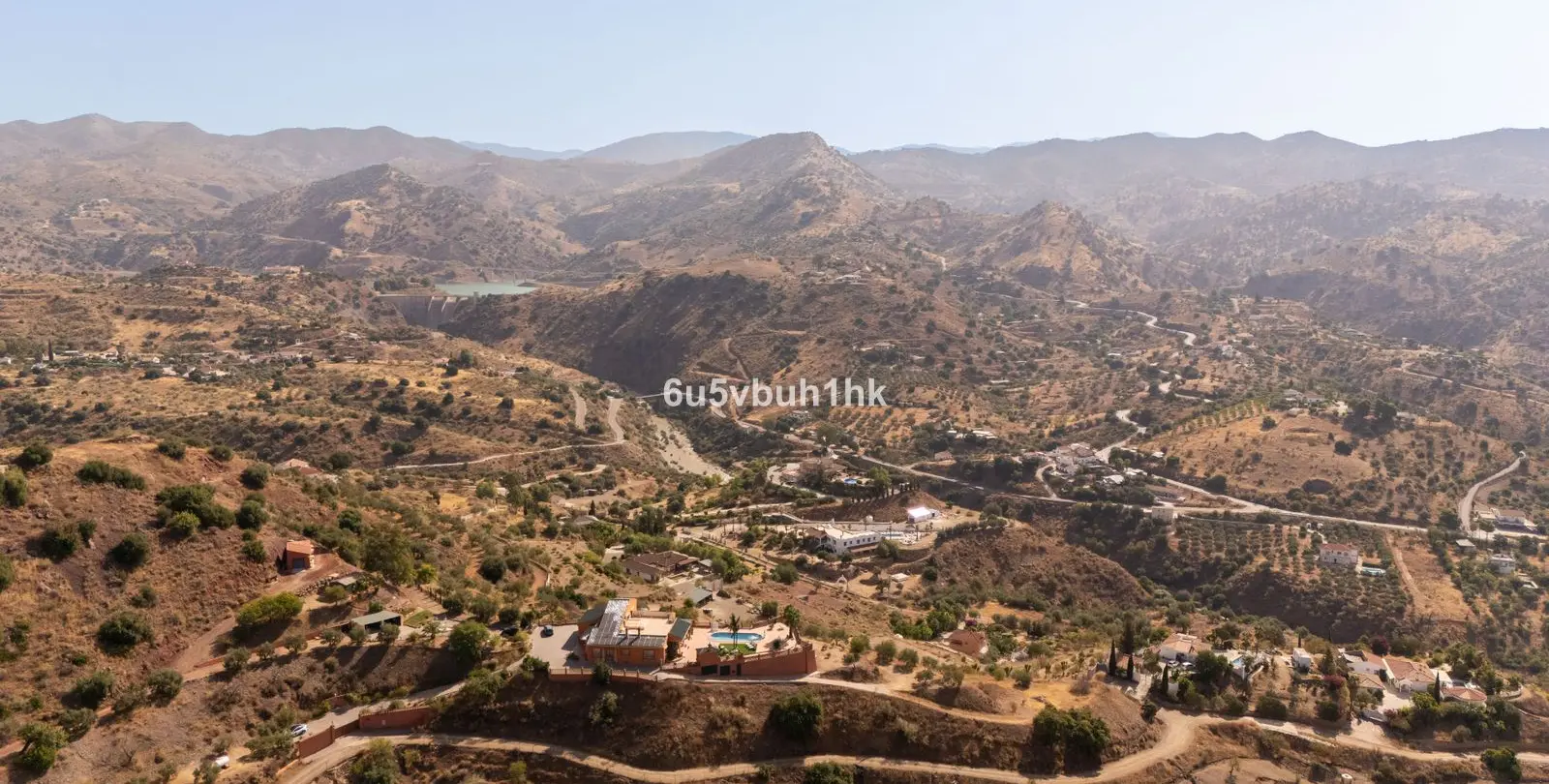 Venta de finca - cortijo en Almogía 43