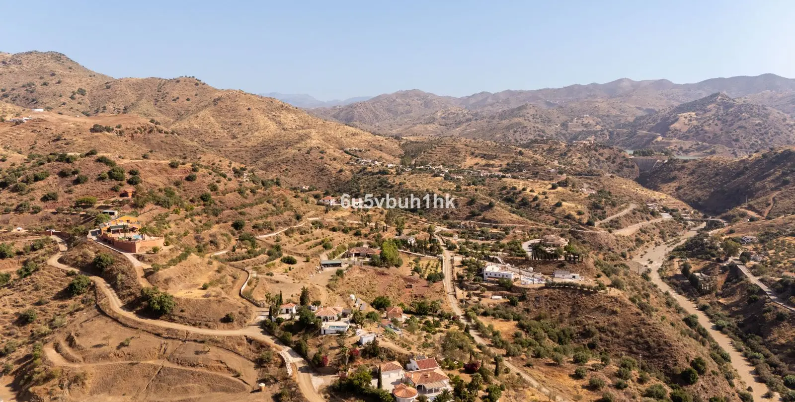 Venta de finca - cortijo en Almogía 45