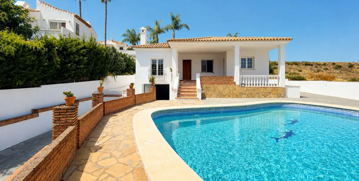 Venta de villa independiente en Estepona 21