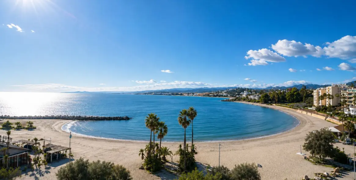 Venta de villa independiente en Estepona 30