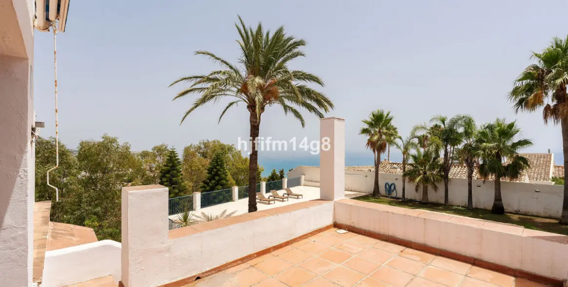 Venta de villa independiente en Estepona 4