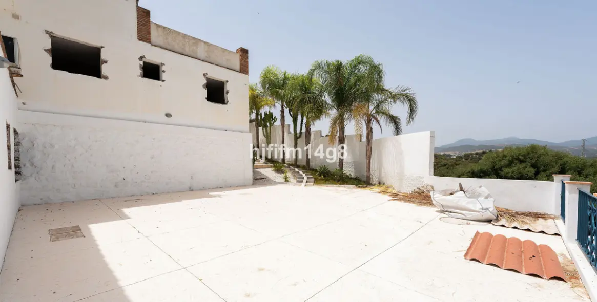 Venta de villa independiente en Estepona 5