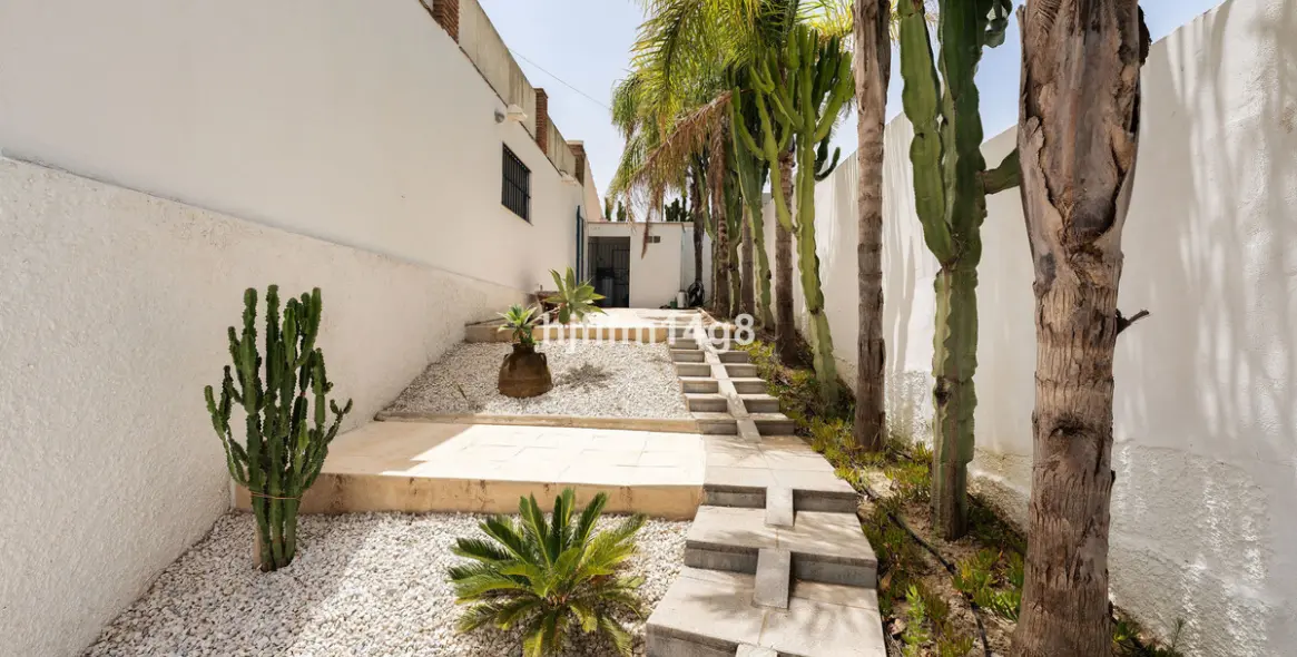 Venta de villa independiente en Estepona 10