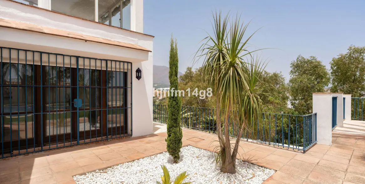 Venta de villa independiente en Estepona 11