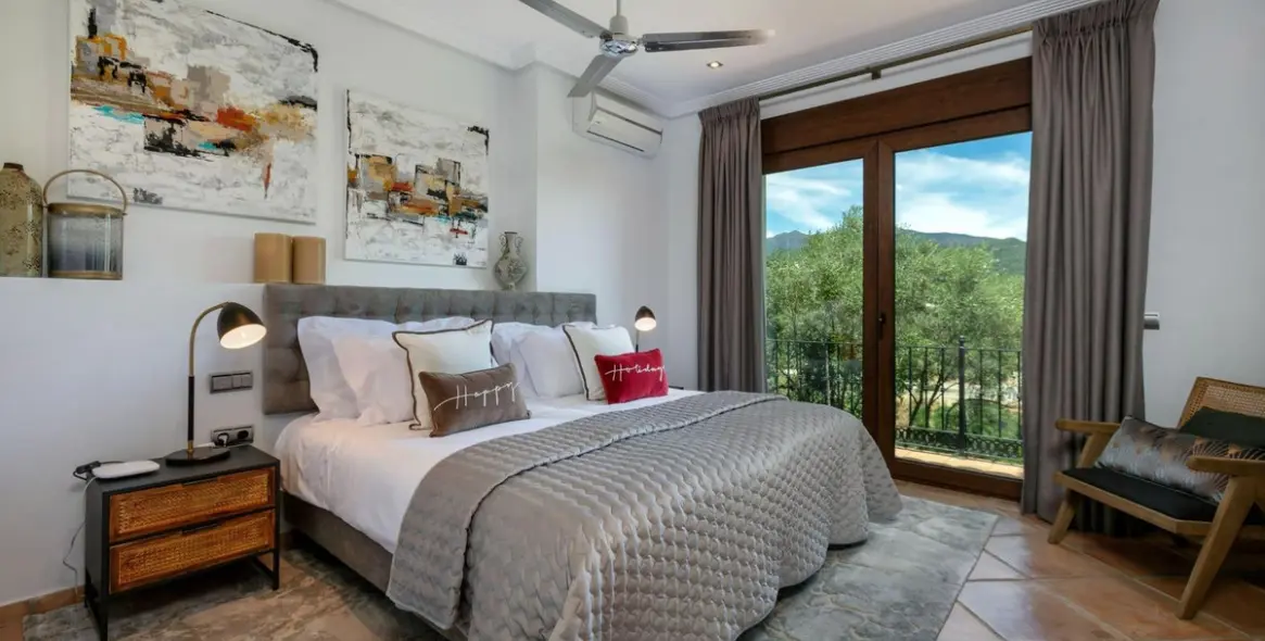 Venta de villa independiente en Benahavís 13