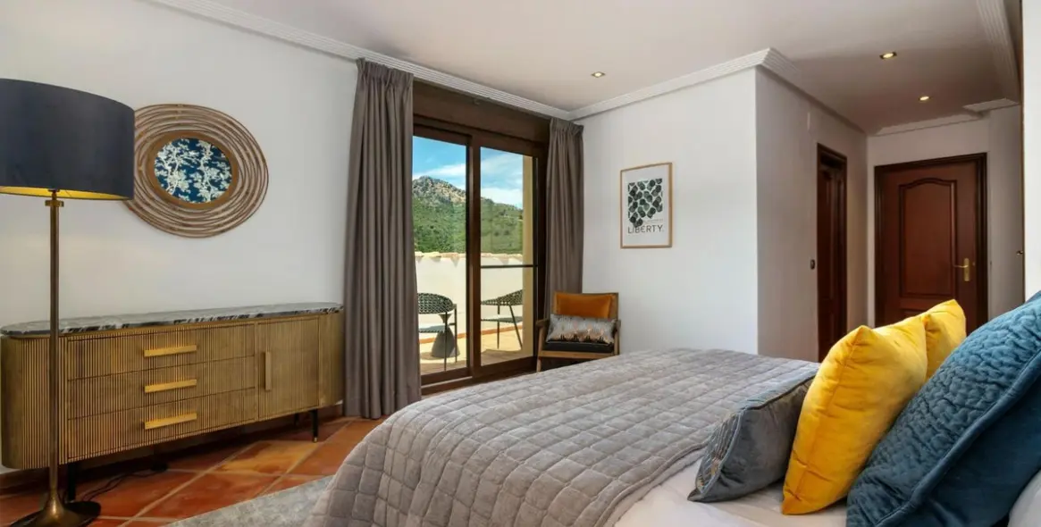 Venta de villa independiente en Benahavís 17