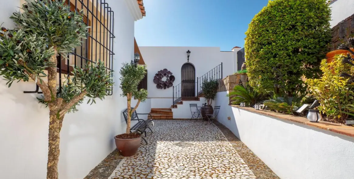 Venta de villa independiente en Benahavís 23