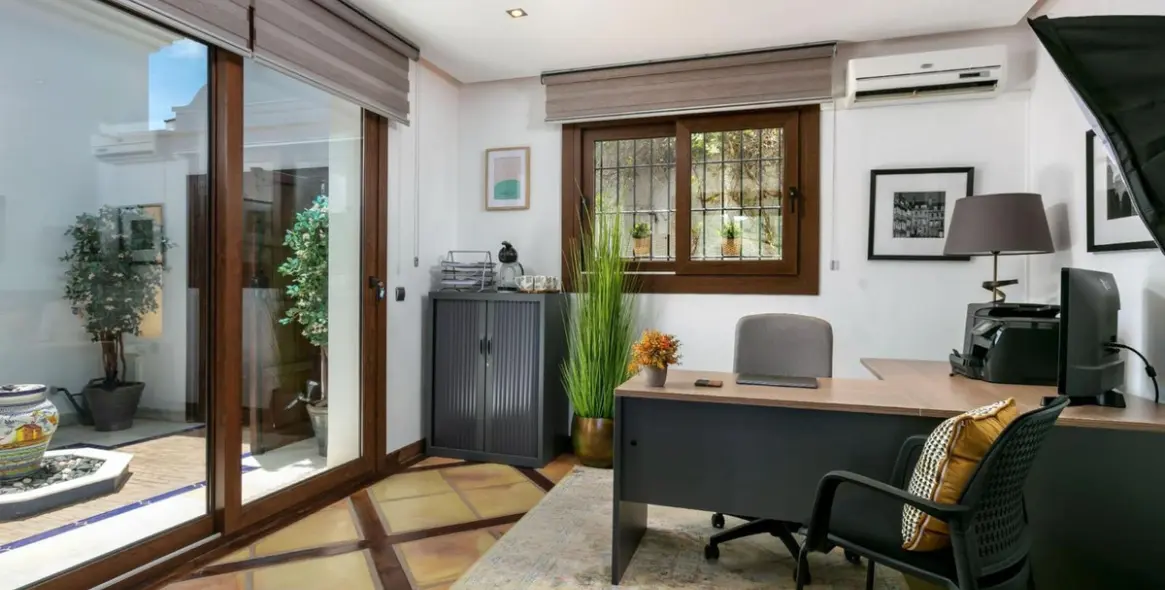 Venta de villa independiente en Benahavís 30