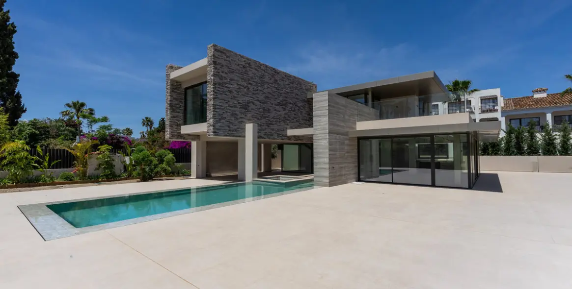 Venta de villa independiente en Cortijo Blanco 51