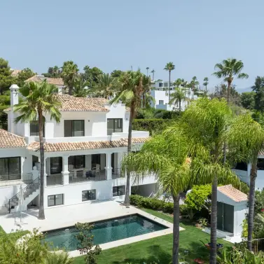 Venta de villa independiente en El Paraiso