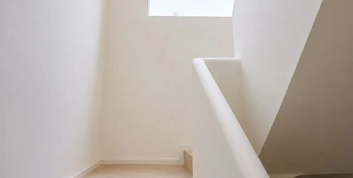 Sale of detached villa in El Paraiso 14