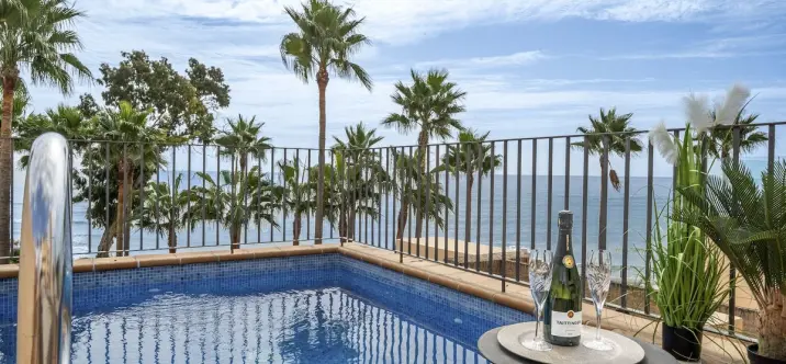 Долгосрочная аренда пентхауса в Estepona 0