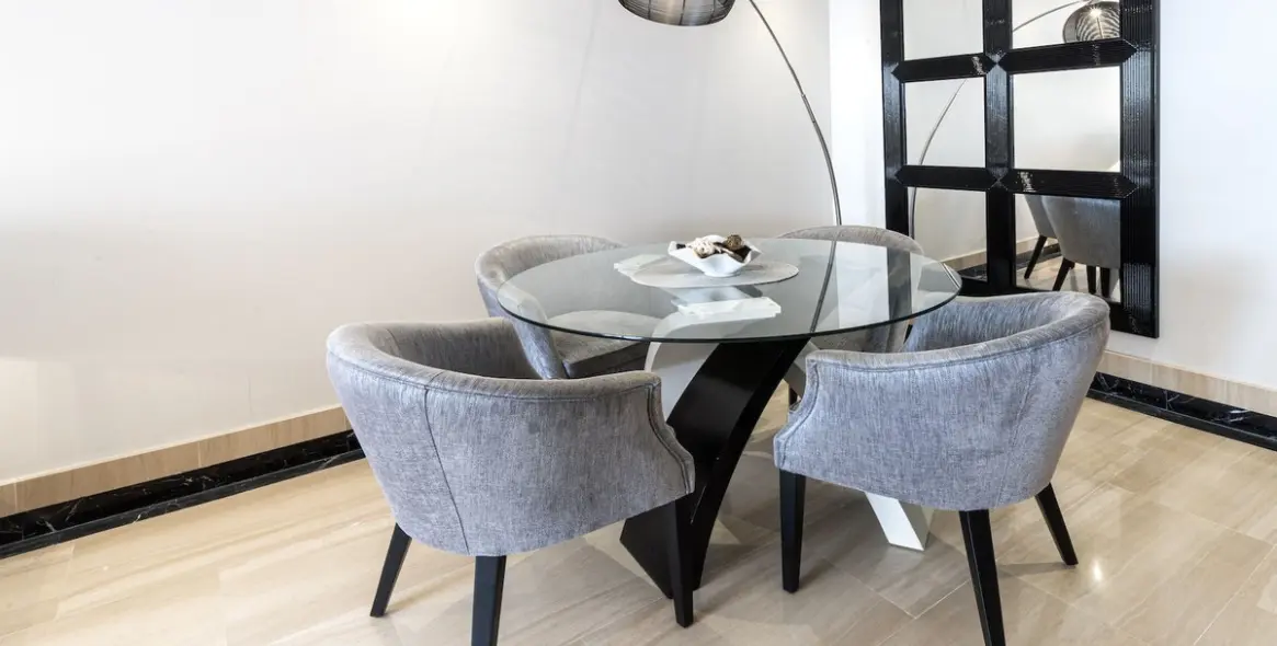 Long-term rent of penthouse in Estepona 9