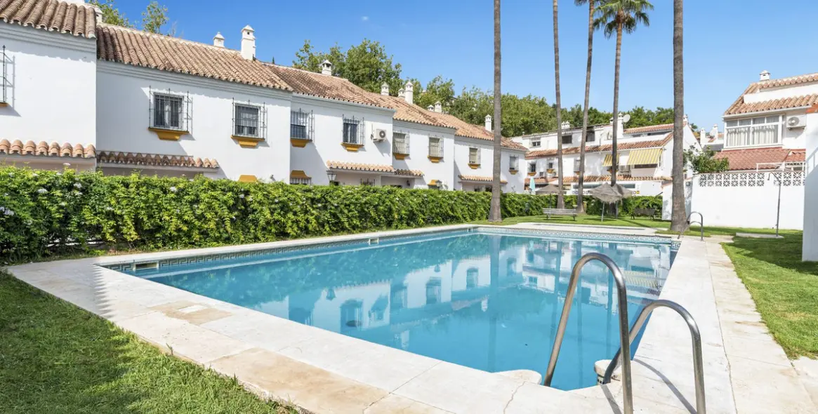 Sale of townhouse in Torremolinos 1