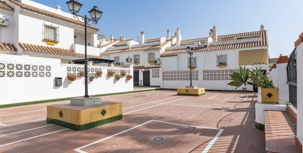 Sale of townhouse in Torremolinos 25