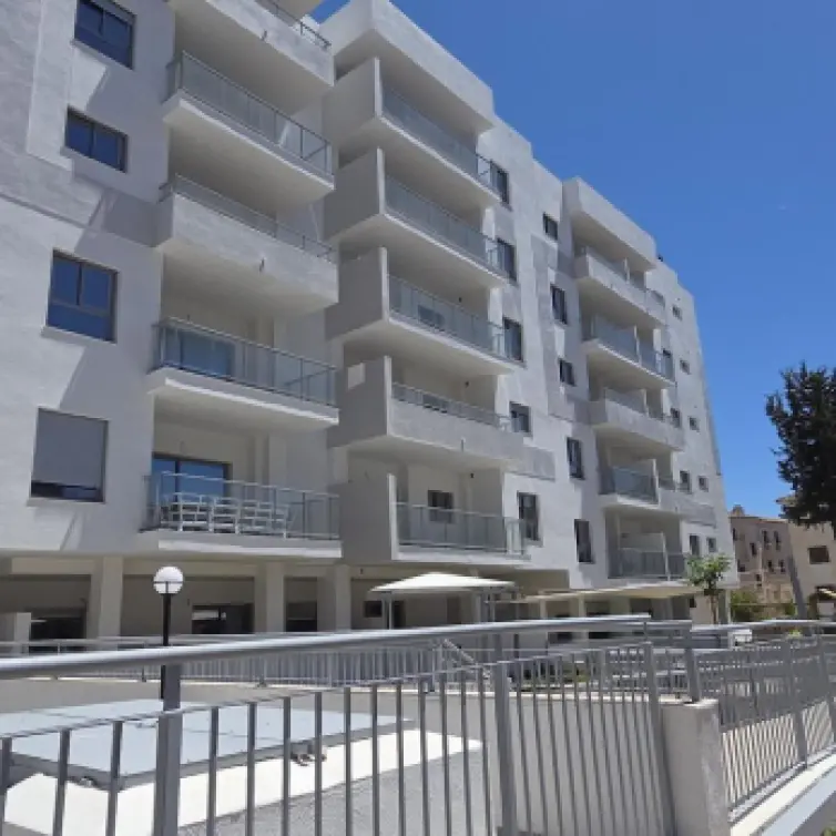 Продажа апартаментов на среднем этаже в Benalmadena