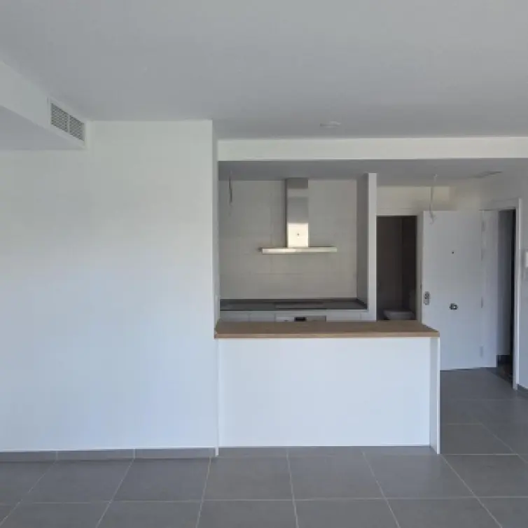 Продажа апартаментов на среднем этаже в Benalmadena