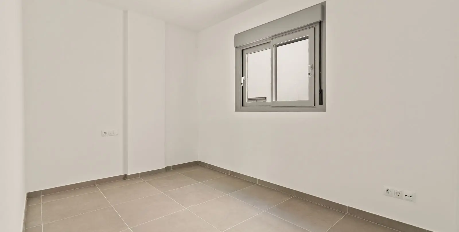 Venta de apartamento en planta media en Benalmadena 15