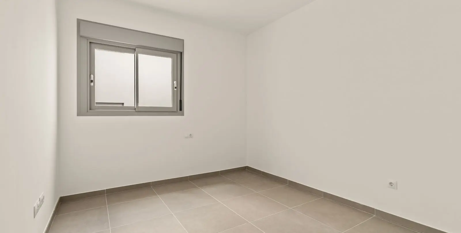 Venta de apartamento en planta media en Benalmadena 16