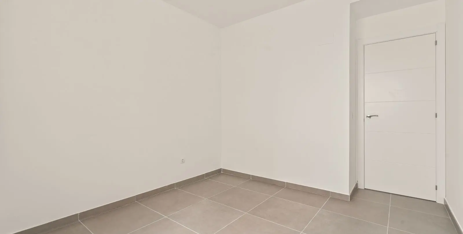 Venta de apartamento en planta media en Benalmadena 18
