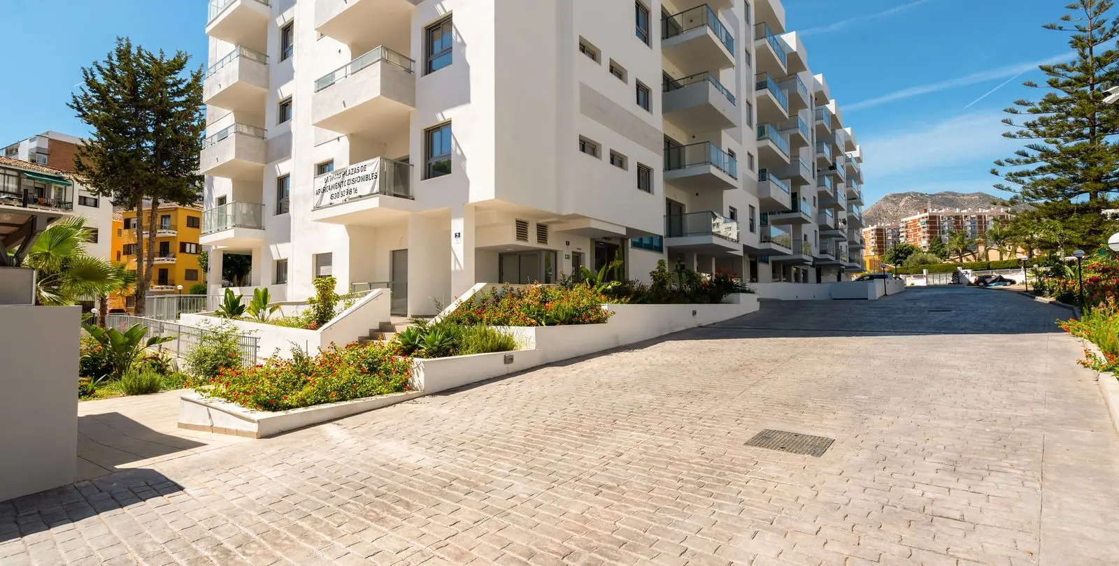 Venta de apartamento en planta media en Benalmadena 21