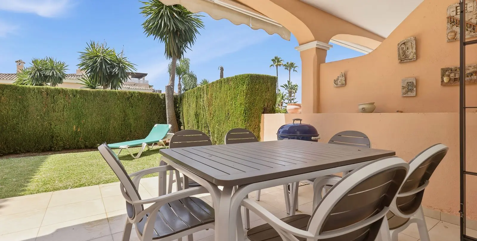 Sale of ground floor apartment in Estepona 5