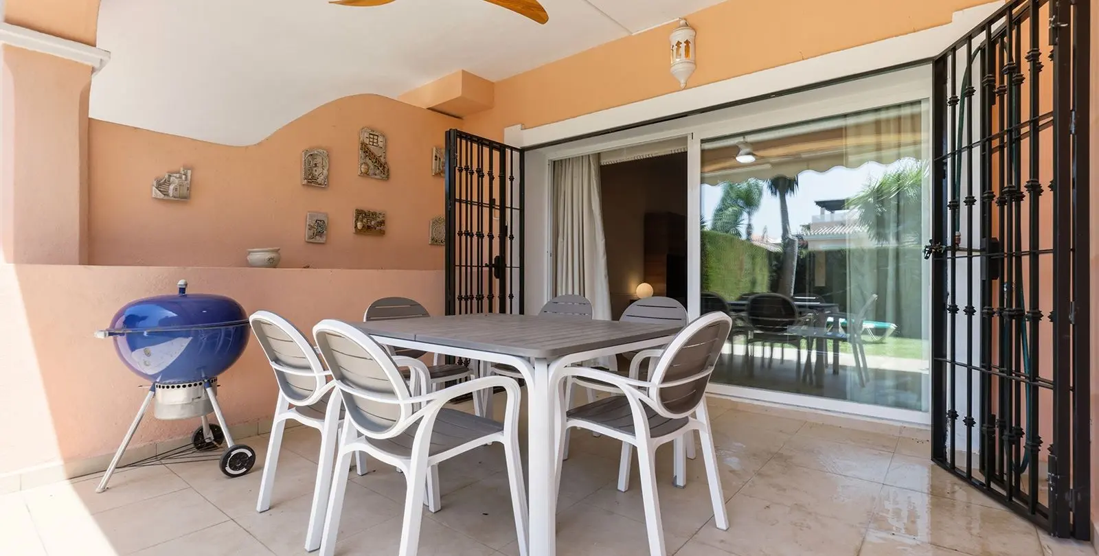 Sale of ground floor apartment in Estepona 6