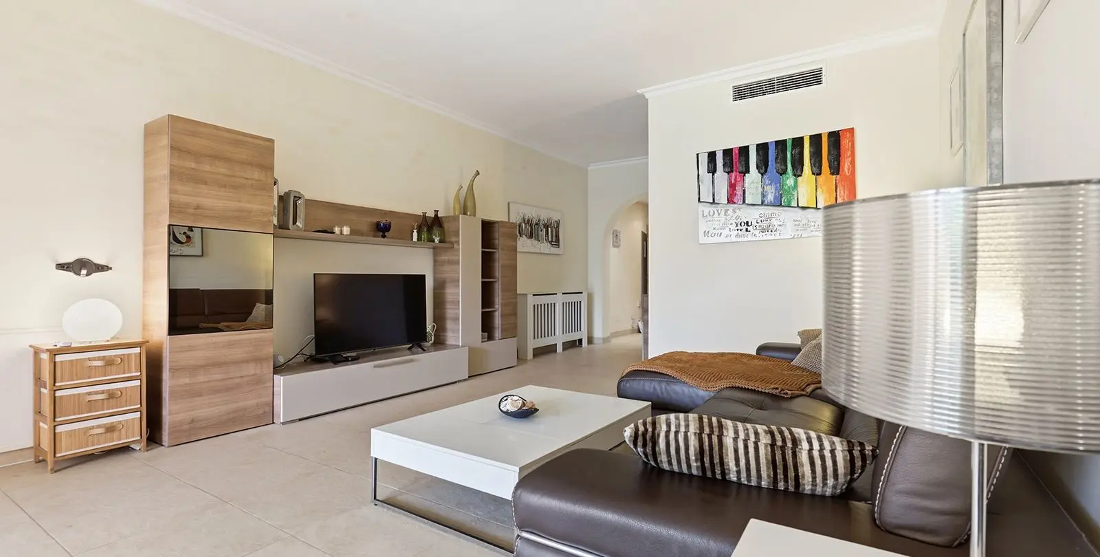 Sale of ground floor apartment in Estepona 9
