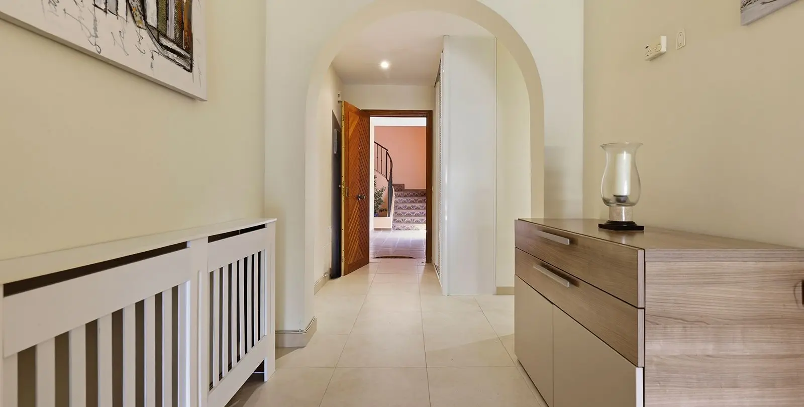 Sale of ground floor apartment in Estepona 10