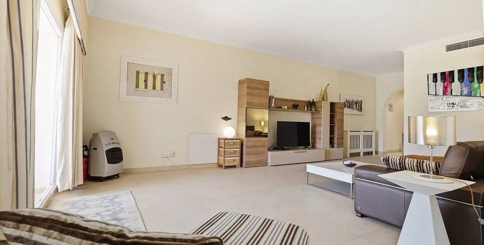 Sale of ground floor apartment in Estepona 14
