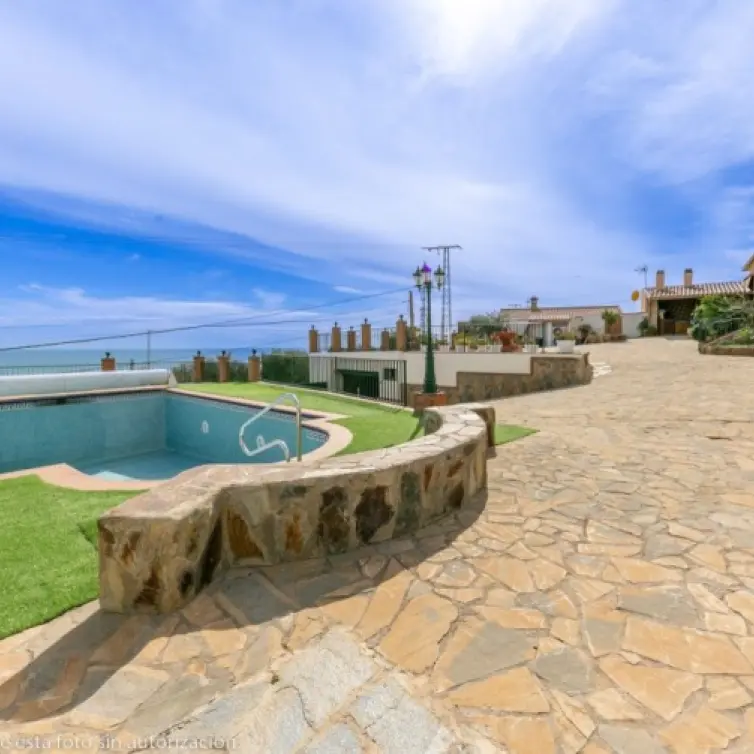 Venta de villa independiente en Churriana