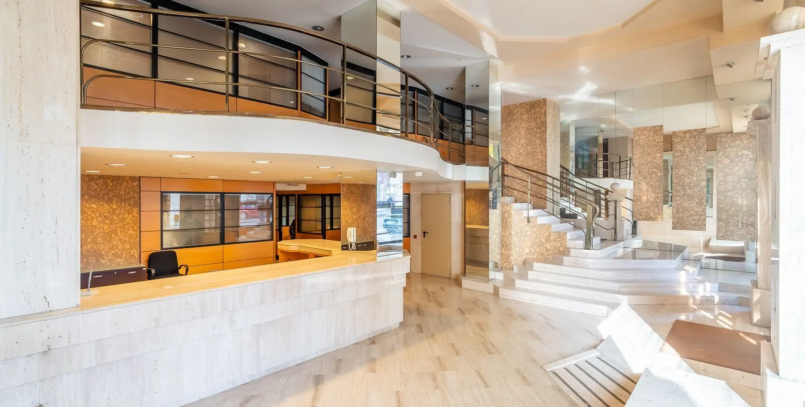Продажа коммерческого помещения в Marbella 2