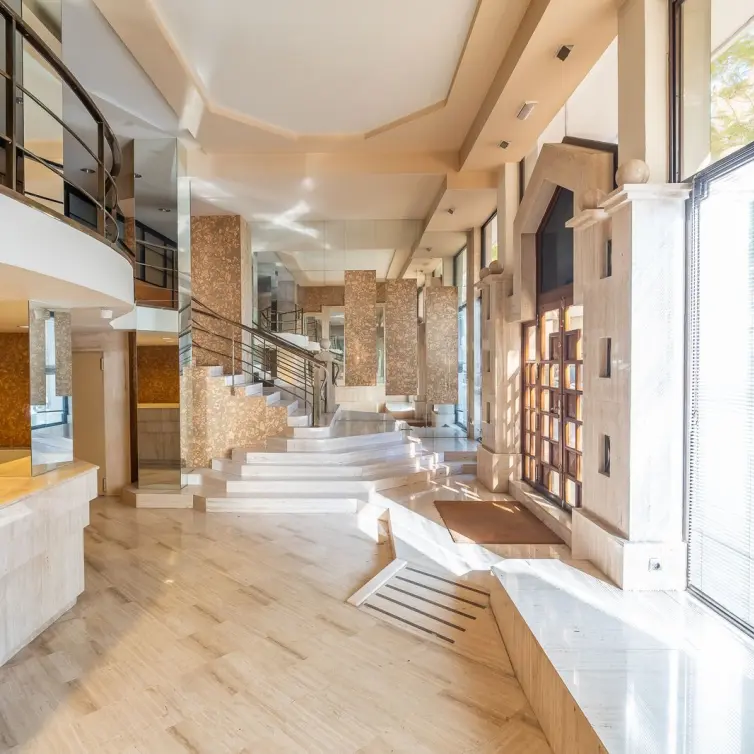 Продажа коммерческого помещения в Marbella