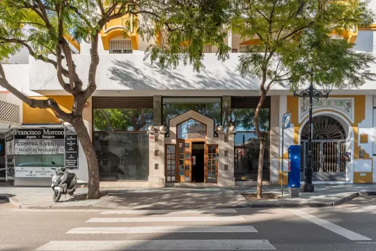Image 6 thumb