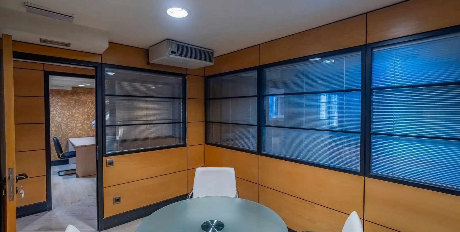 Продажа коммерческого помещения в Marbella 36